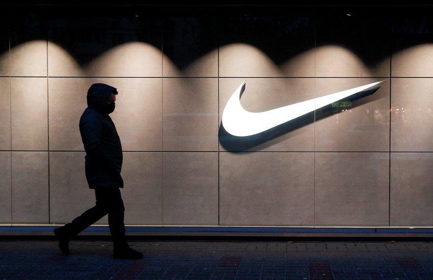 Inside Nike’s CEO Switch: 3 Massive Challenges Elliott Hill Must Overcome!