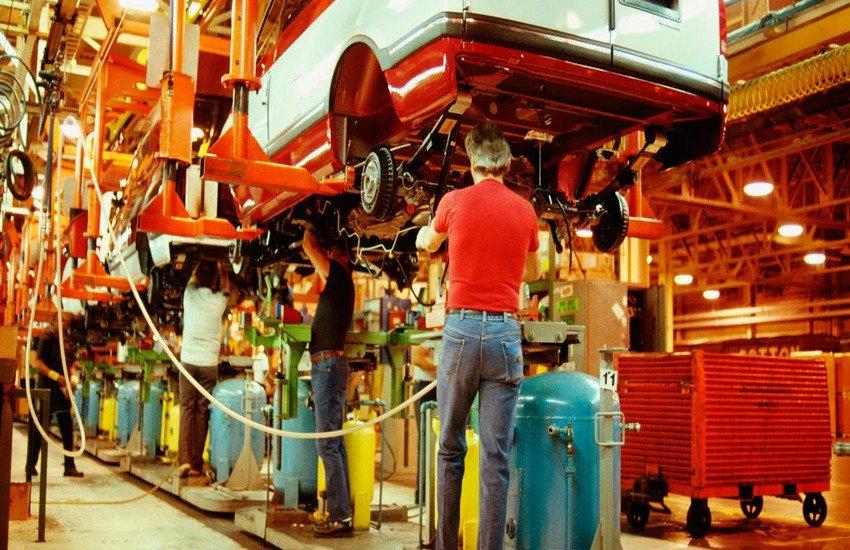 General Motors (GM) Leverages Hyundai Tie-Up & China Batteries To Fuel EV Ambitions