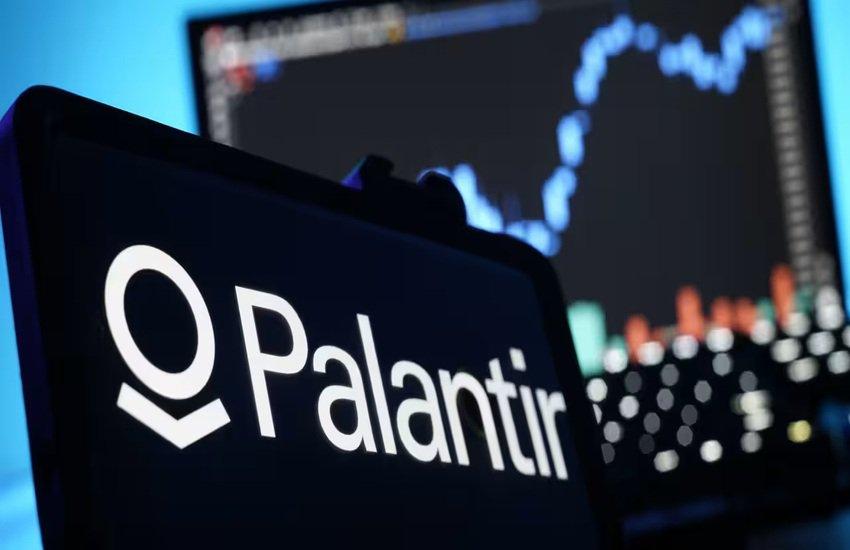 Palantir’s Pentagon Power Play: The Story Behind The $7.1 Billion Backlog & The 600% Rally!