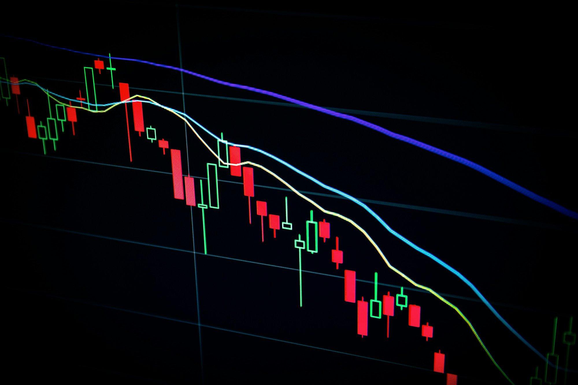 Stock Market Today: Dow Falls as Trade War, Shutdown Overshadow AI Rally